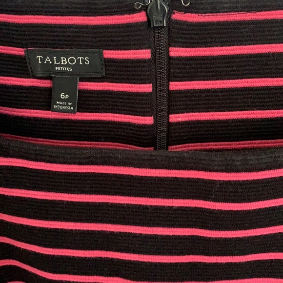 Talbots adorable fit and flare dress size 6 P - Picture 3 of 6